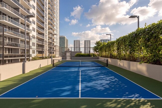 Building Photo - 1400 Biscayne Blvd