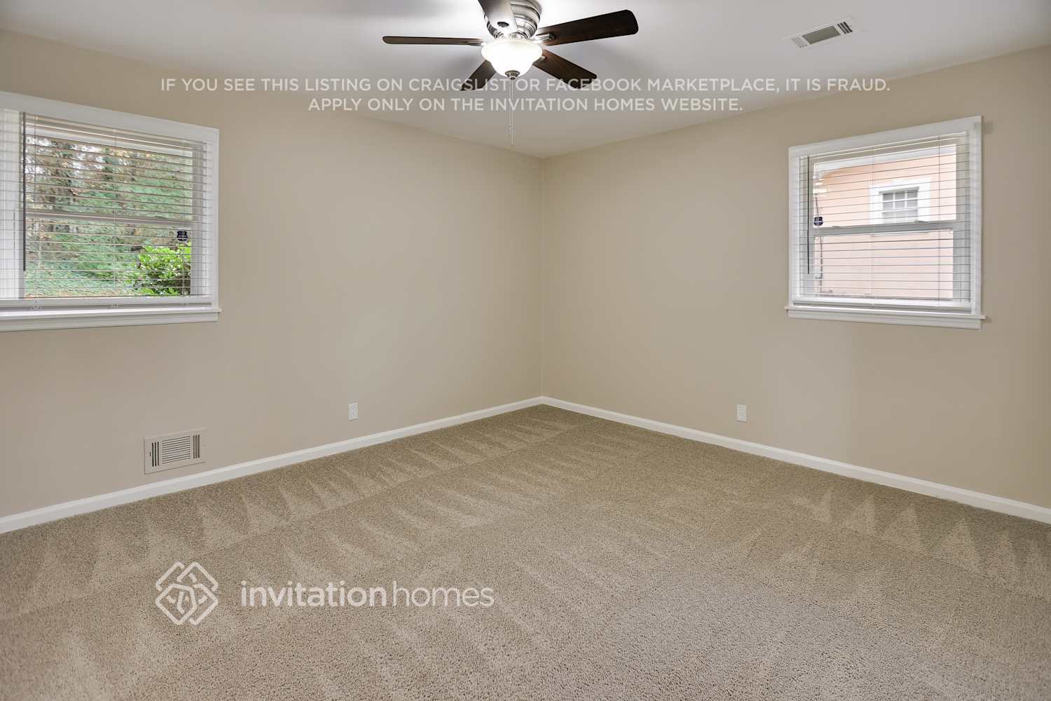 Building Photo - 2932 Heather Dr