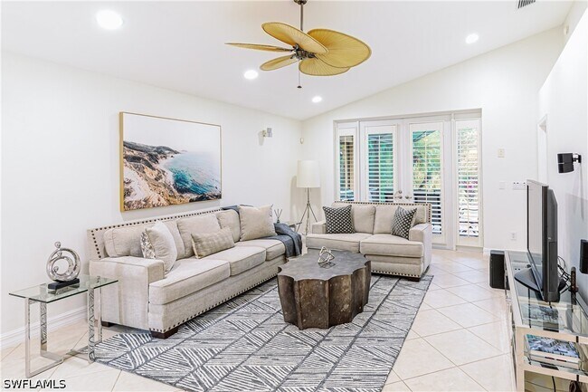 Building Photo - 1376 Areca Cove