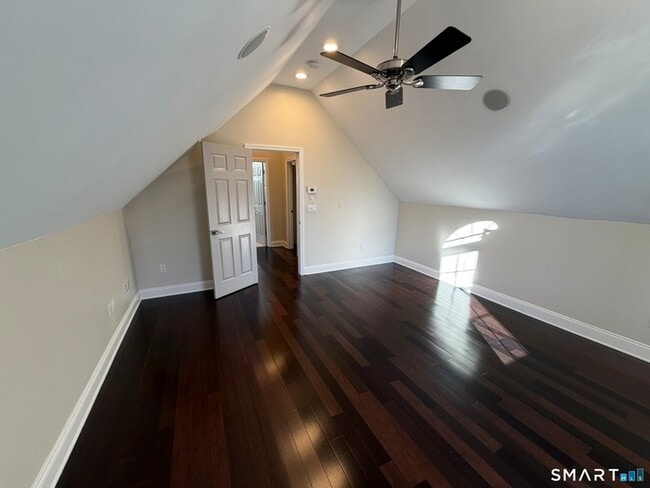 Building Photo - 67 Rockwell Ave