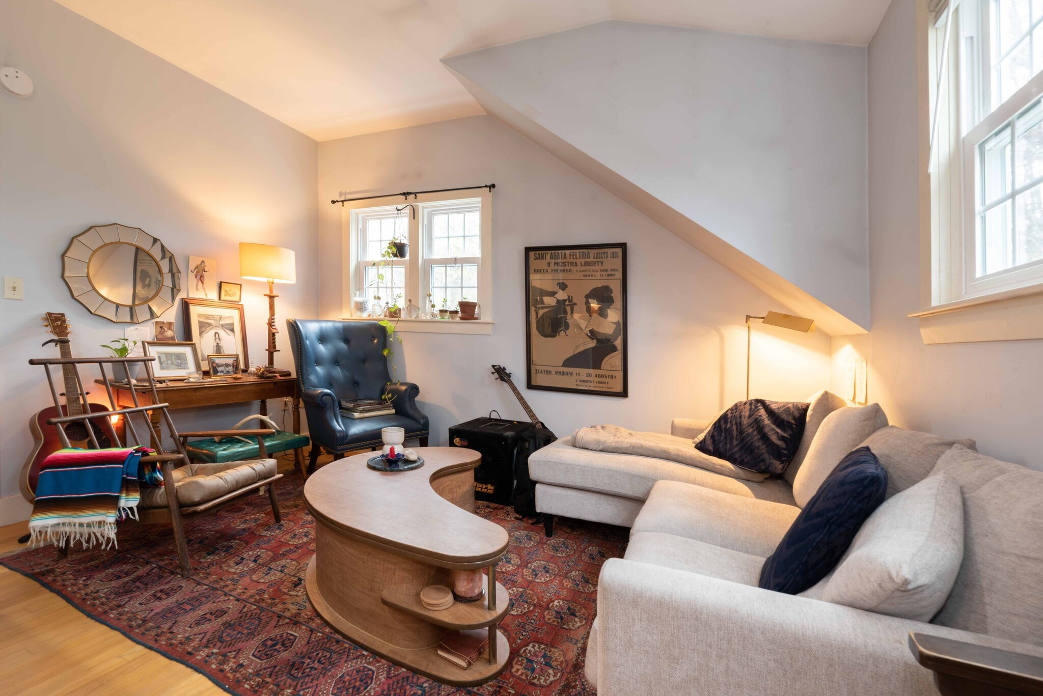 The apartment is unfurnished however this shows how a past tenent decorated her space - 103 Jennie Ln