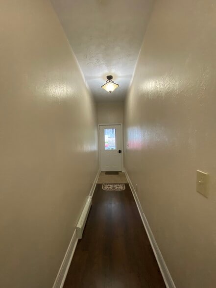Entrance to apartment building - 1509 12th St