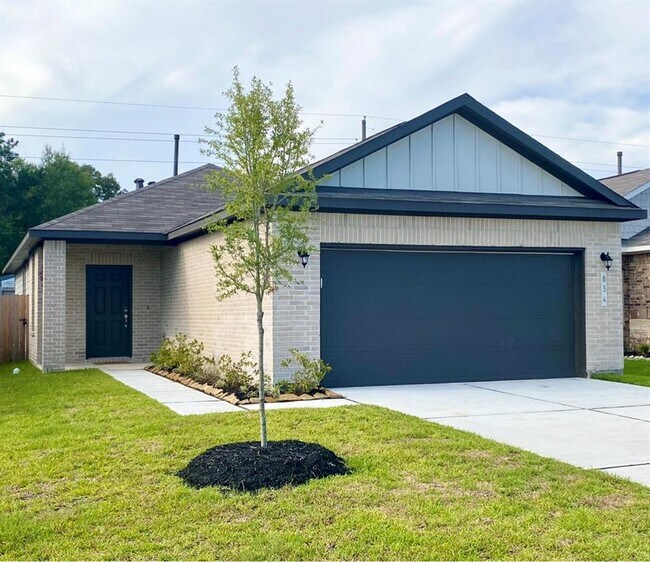 Building Photo - 834 Redinger Ridge Dr