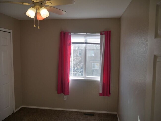 Building Photo - 2063 Fairweather Way