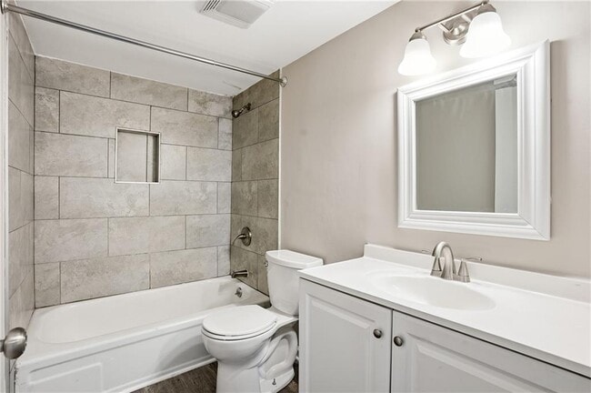 Building Photo - 151 Elysian Way NW