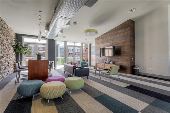 Building Photo - 890 White Moonstone Loop