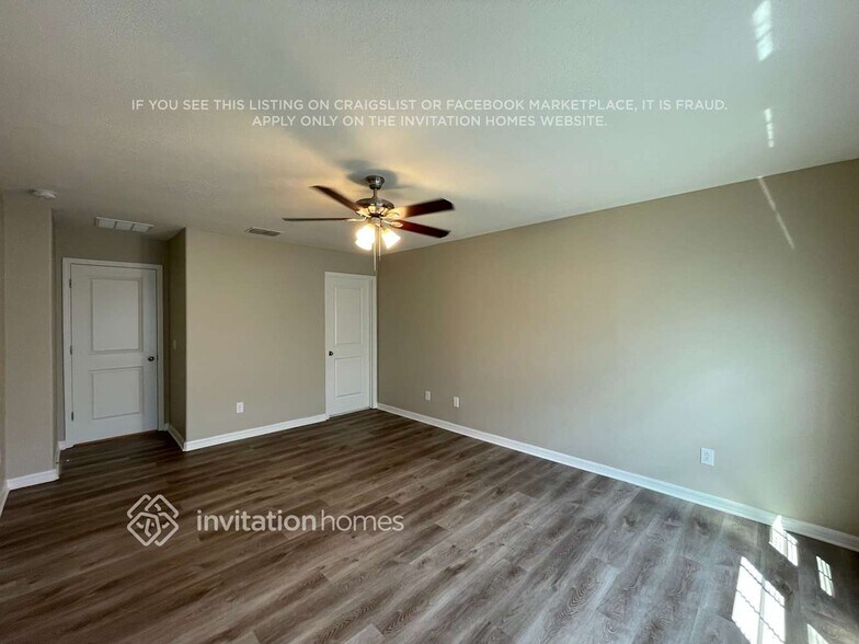 Building Photo - 8939 Shadyside Ln