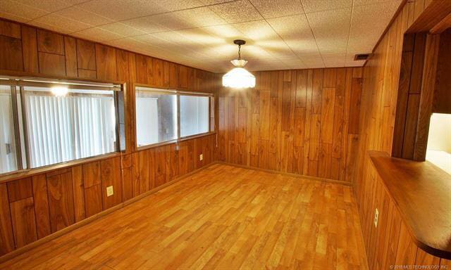 Building Photo - 26084 S 558 Rd