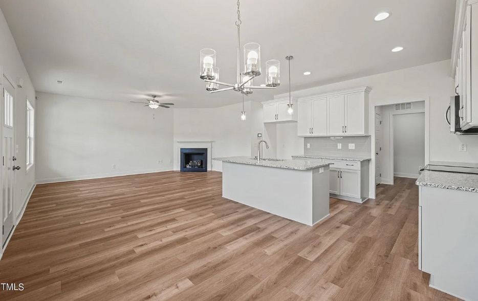 Building Photo - 148 Harmony Trl