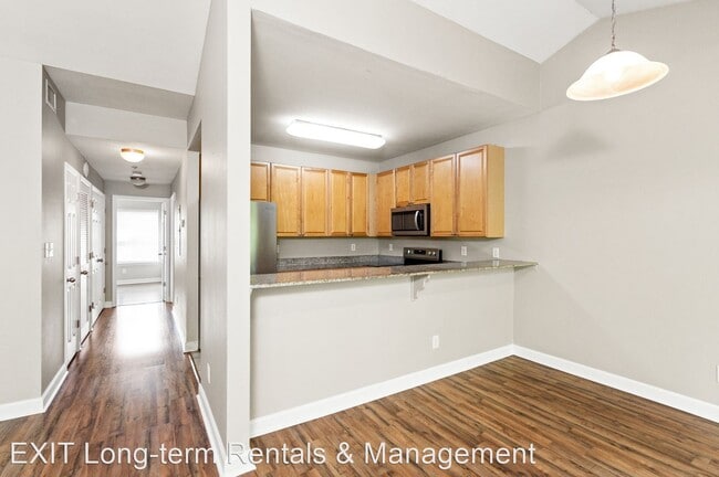 Building Photo - 2 br, 2 bath House - 1701 E. 1st Street Un...