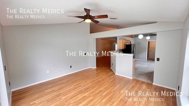 Building Photo - 130 Wheatfield Cir