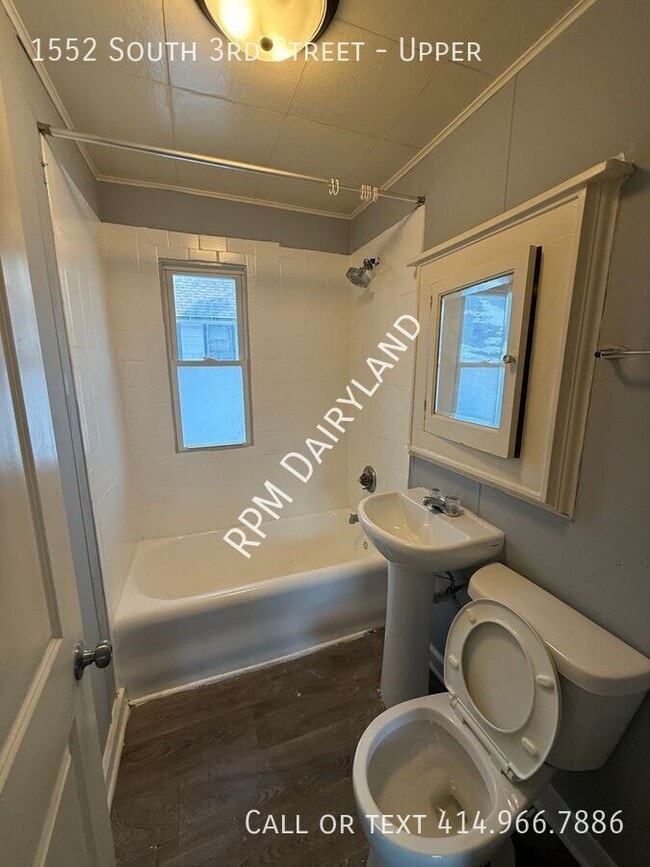 Building Photo - 1552 S 3rd St