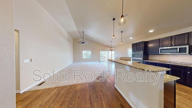 Building Photo - 1097 Antrim Loop
