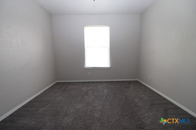 Building Photo - 4306 Lori Dr