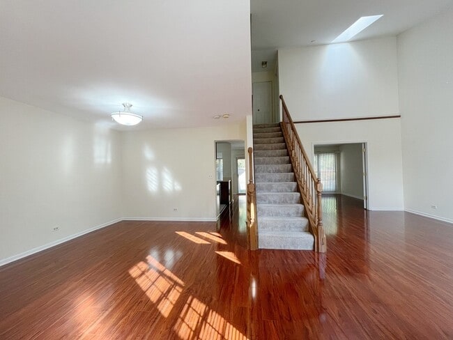 Building Photo - 312 Spring Creek Cir