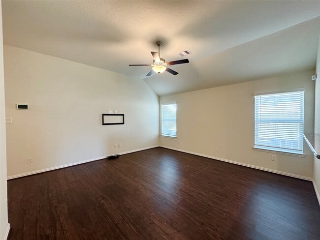 Building Photo - 9026 Beacon Mill Dr