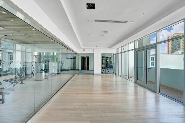 Building Photo - 330 Sunny Isles Blvd