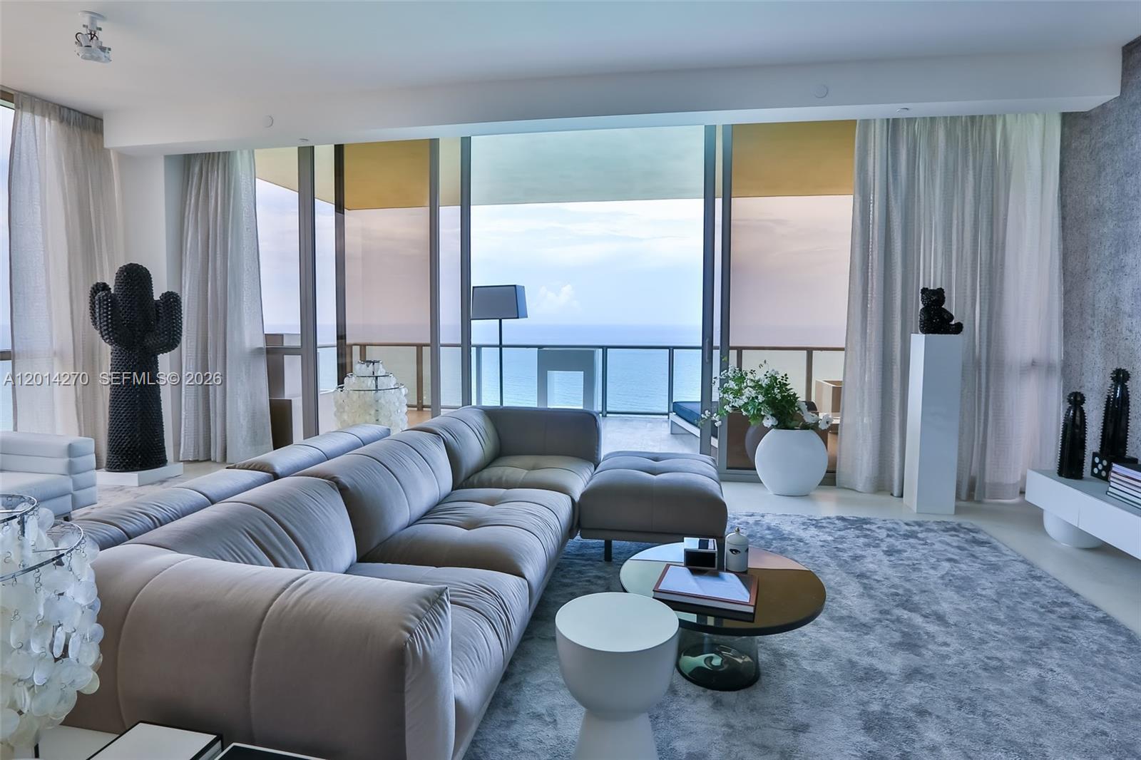 Building Photo - 17749 Collins Ave