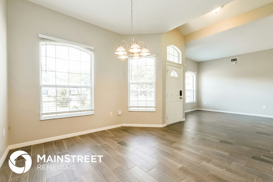 Building Photo - 13438 Oak Bend Dr