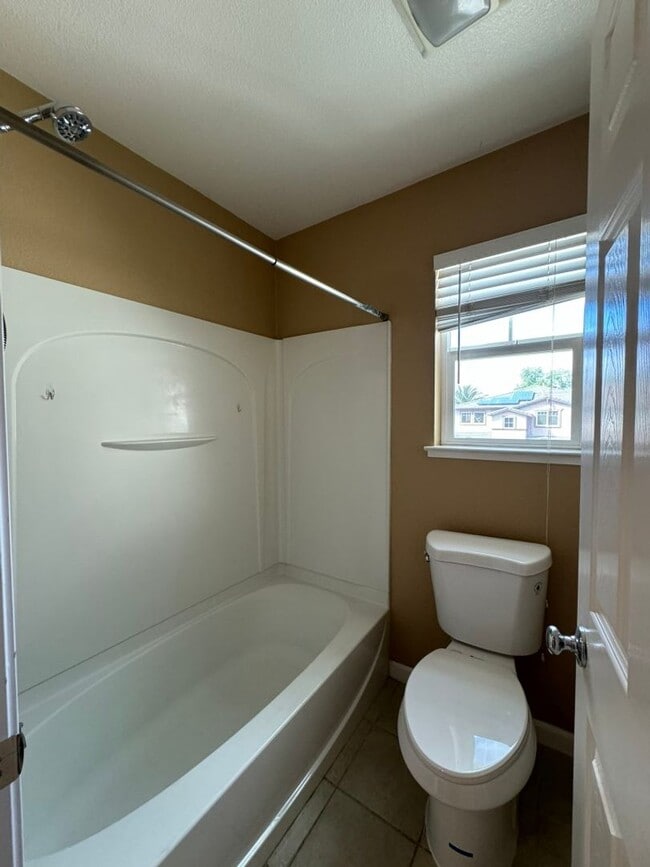 Building Photo - Sycamore Ranch 4 Bedroom Home For Rent