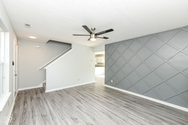 Building Photo - 510 Grand Woods Dr