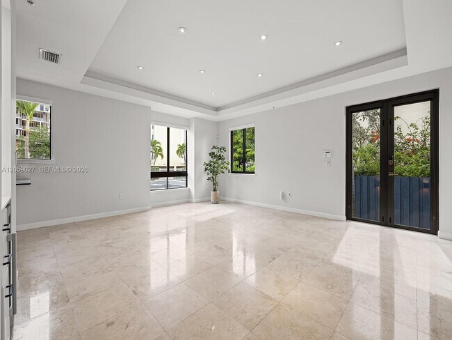 Building Photo - 5864 SW 74th Terrace