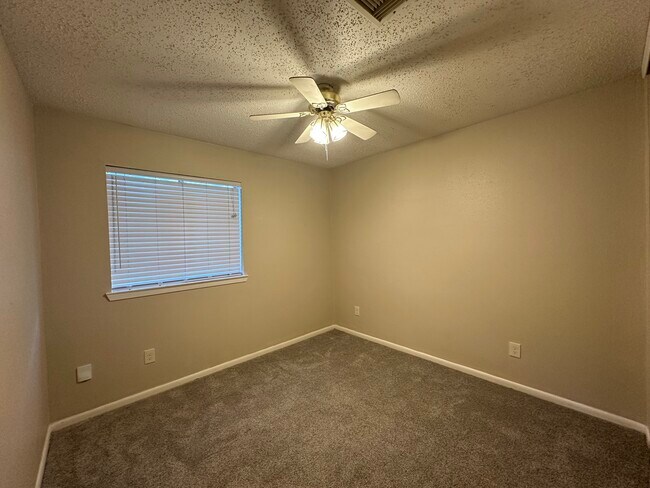 Building Photo - 20031 S Pecos Valley Trail