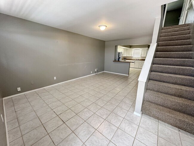 Building Photo - 1901 W Jackson Ave