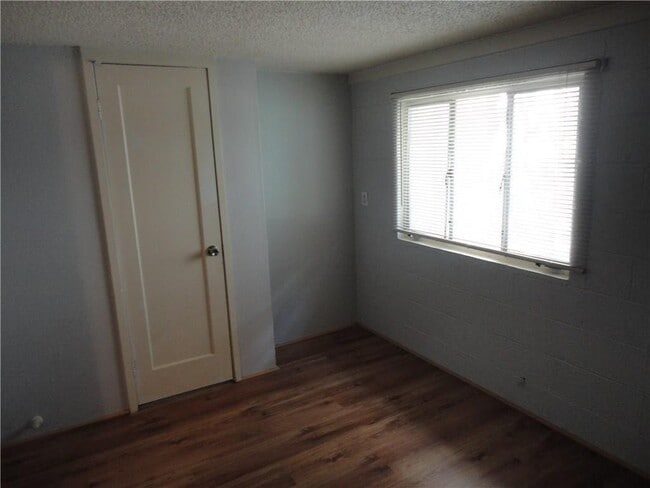 Building Photo - 3205 Grooms St