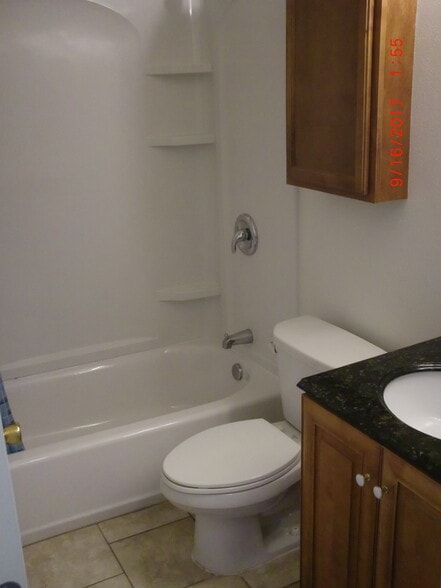 Building Photo - 574 Greystone Ln