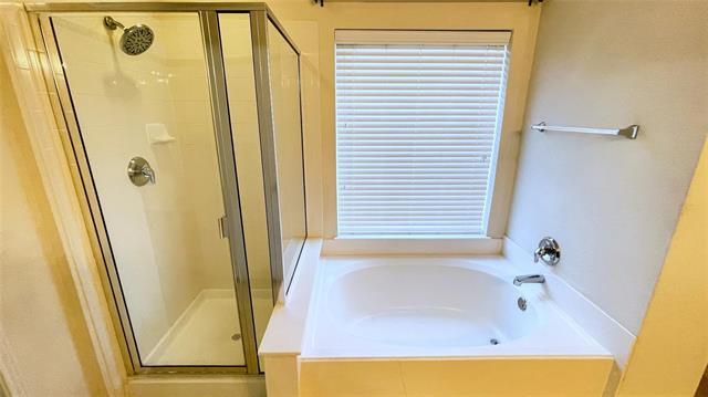 Building Photo - 8209 MacGregor Dr