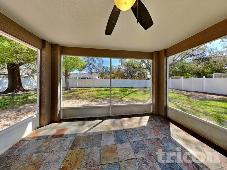 Building Photo - 2020 Nobleton Ave