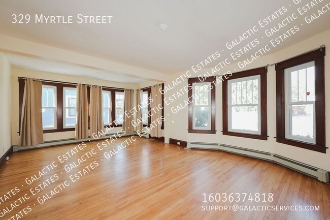 Building Photo - 329 Myrtle St