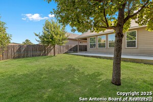Building Photo - 611 Rose Spoonbill