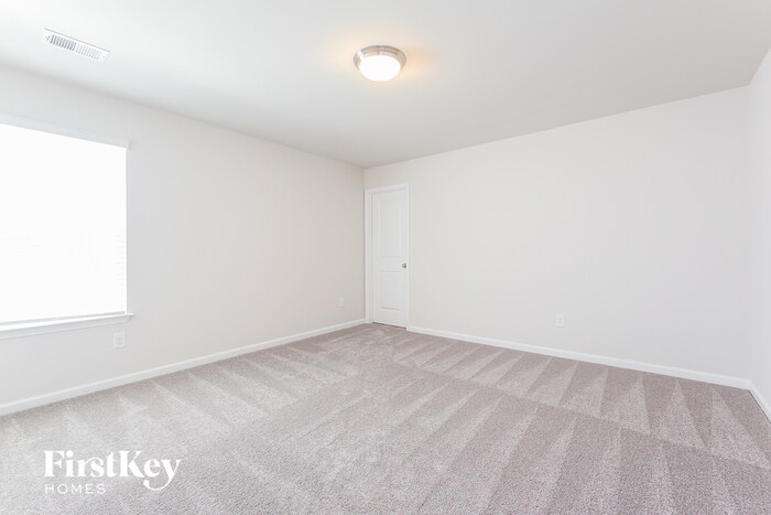 Building Photo - 611 Goldburn Wy