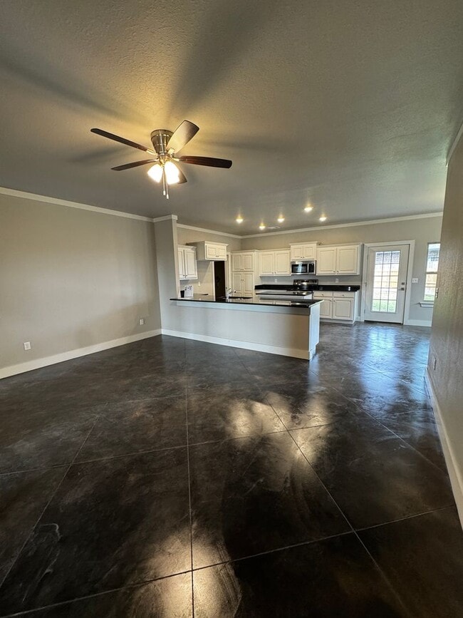 Building Photo - NEW Home located in Heritage Hills!!! 3/2/2 CISD