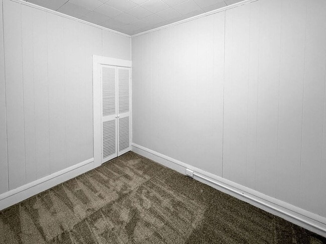 Building Photo - 264 Middlesex Rd