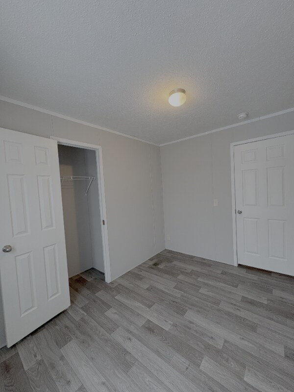 Building Photo - 361 Parker Lake Dr