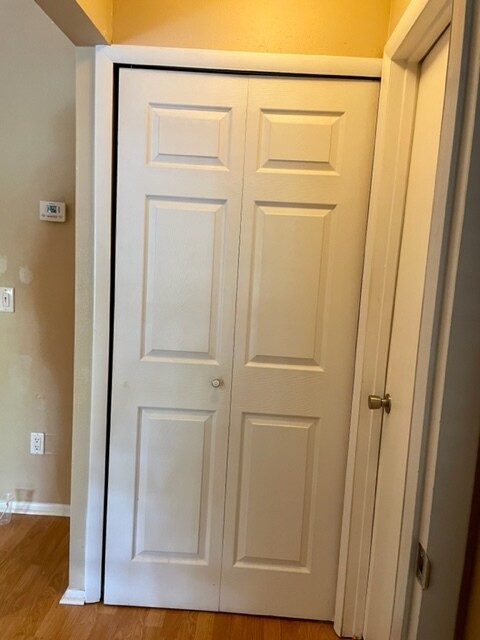 Building Photo - 124 Reserve Cir