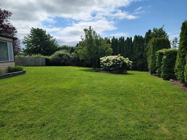 Building Photo - 2-bedroom 2-bathroom rental in Birch Bay!