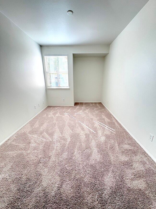 Building Photo - 31450 Pear Blossom Cir