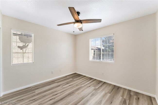 Building Photo - 6425 N Buttercup Creek St