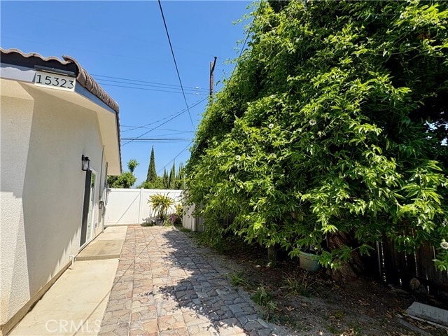 Building Photo - 15323 Via Verita Ave