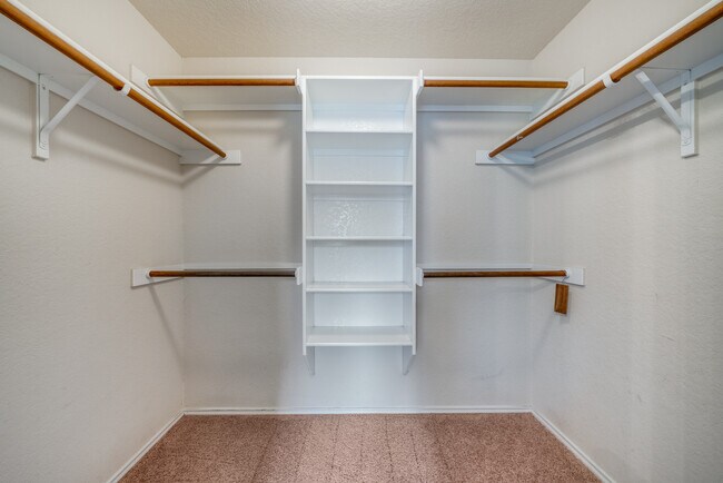 Building Photo - 3125 Muntjac