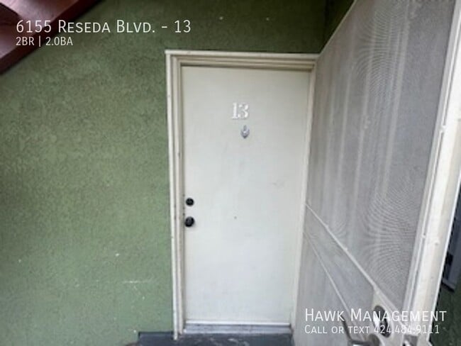 Building Photo - 6155 Reseda Blvd