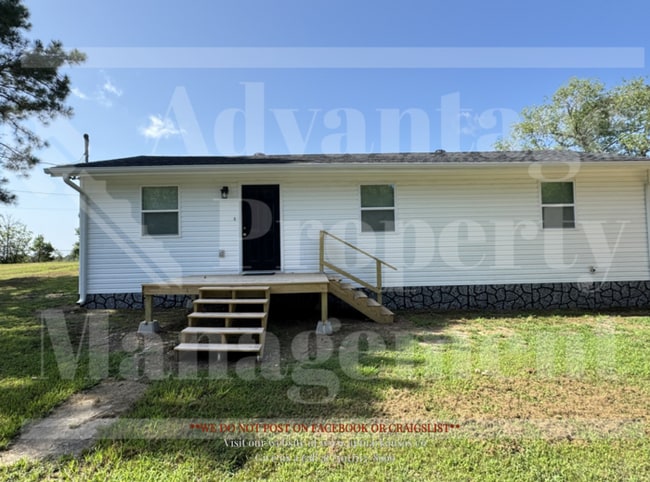 Primary Photo - 313 W Parker Rd