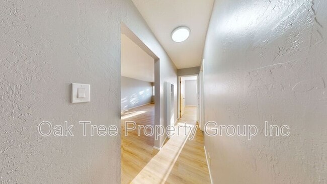 Building Photo - 2858–2860 Brookdale Ave