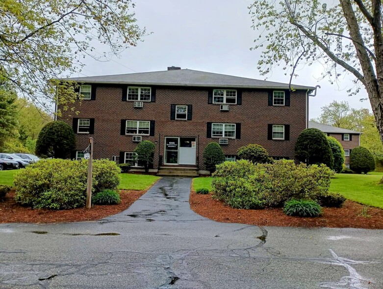 Building Photo - 96 Richardson Rd