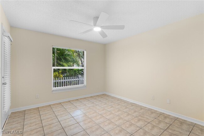 Building Photo - 251 Quail Forest Blvd