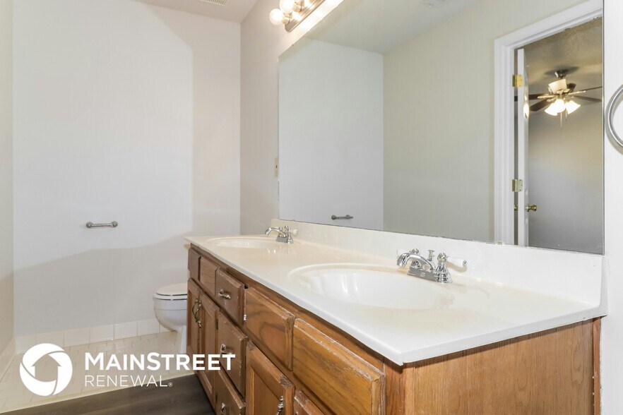 Building Photo - 7308 Stonington Dr